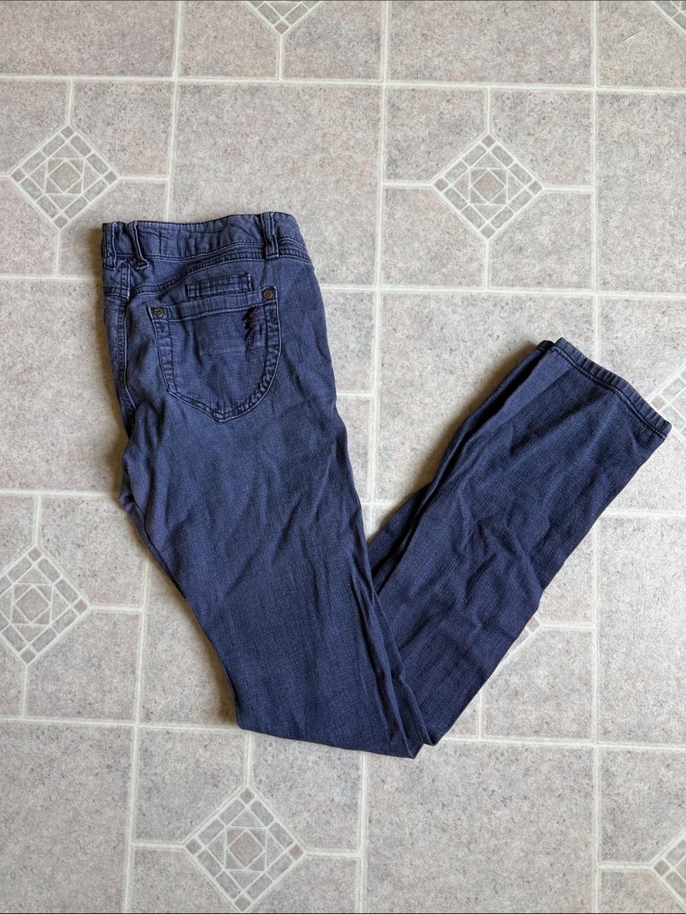 Jolt Skinny Jeans